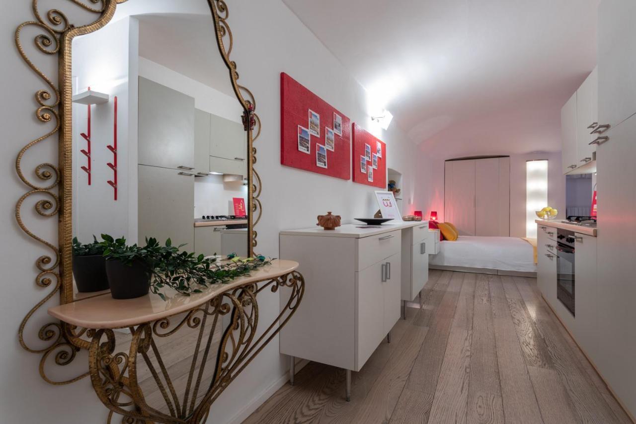 Red Studio Near Porta Nuova By Wonderful Italy Turin Exterior photo